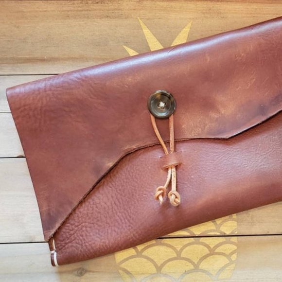 ScapeGrace Designs Brown Leather Clutch - Picture 2 of 3